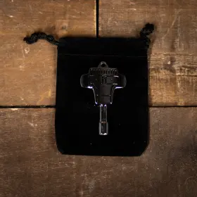 HDDK2021-D-CH DRUM KEY SHOP Descendents