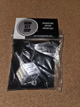 HDDK2021-EM-CH DRUM KEY SHOP Eric Moore