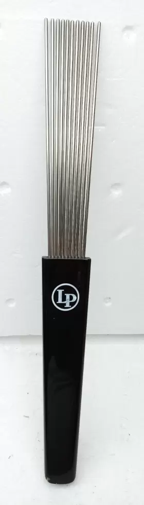 LP333 LATIN PERCUSSION Pro Guiro Scraper LP333 LATIN PERCUSSION Pro Guiro Scraper