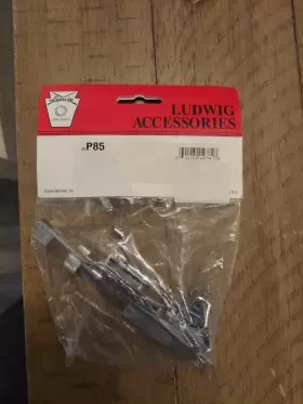 641064147746 LUDWIG Snare Drum Throw #2