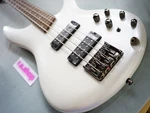 Ibanez Sr300e 4 String Electric Bass Sr300e-pw Pearl White W/ Soft Case New. Fixed Price $499.99.