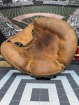 1960s Wilson A2575 Hal Smith Catcher S Glove Rht Arc. Fixed Price $99.00.